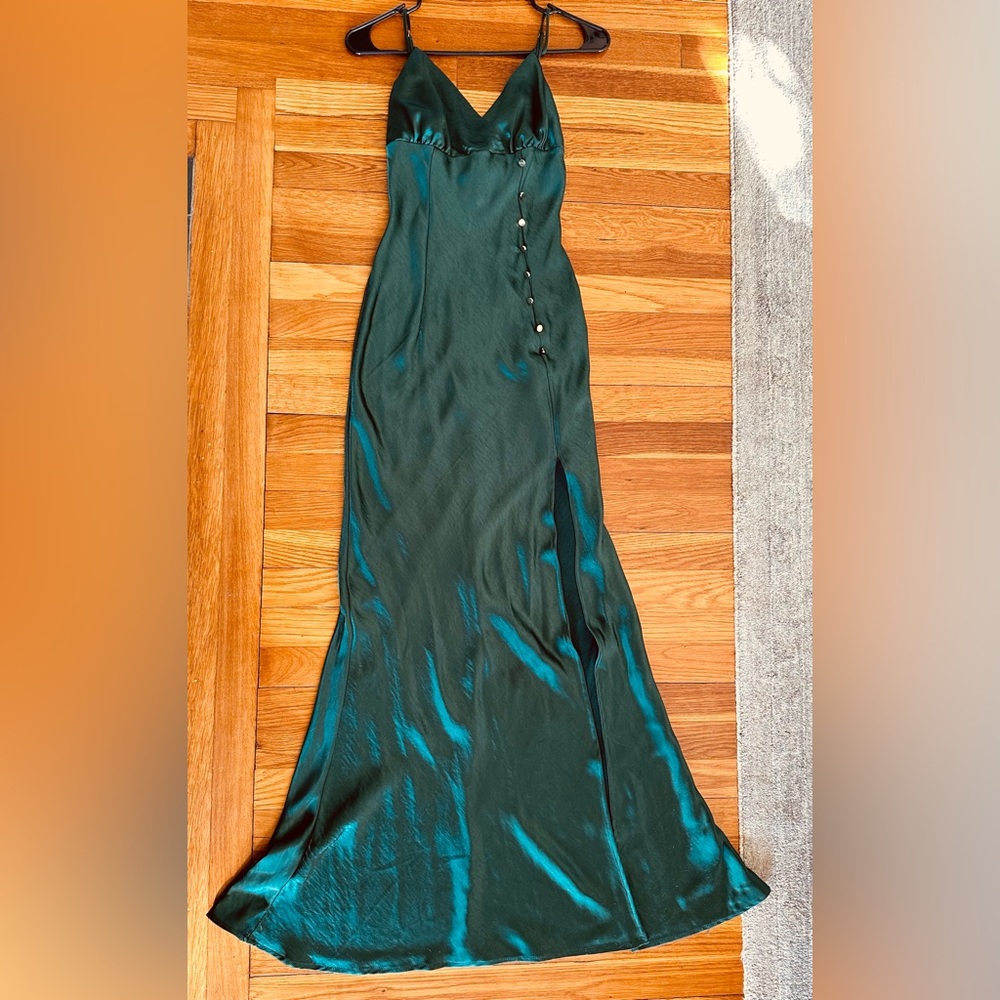 Womens gown / formal dress green size 4